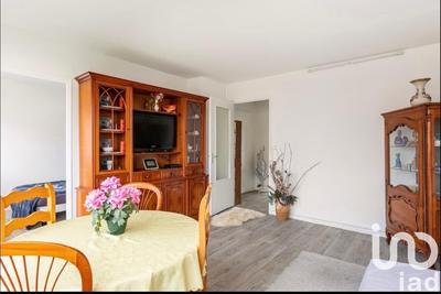 Appartement - 65 m² - 4 pièces