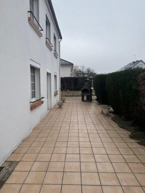 Maison - 108 m² - 6 pièces