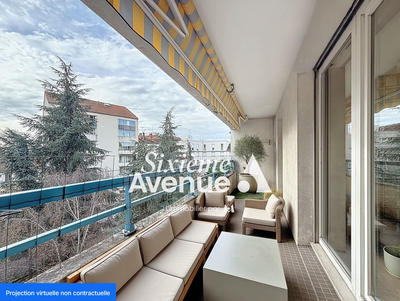 Appartement - 100 m² - 4 pièces