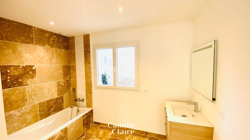 Maison - 96 m² - 4 pièces