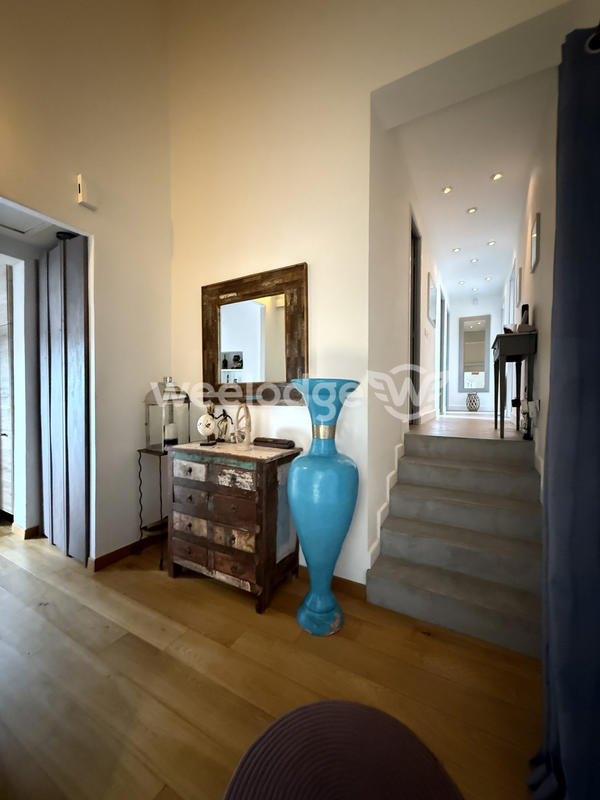 Maison traditionnelle - 207 m² - 6 pièces