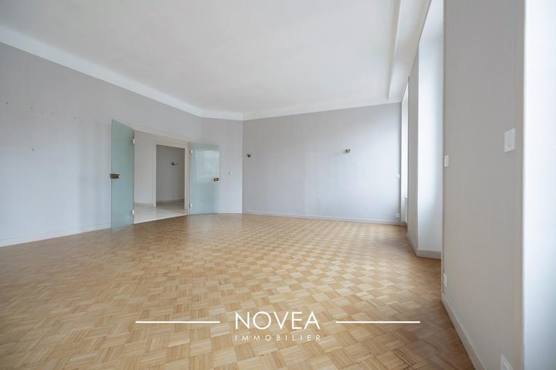 Appartement - 107 m² - 4 pièces