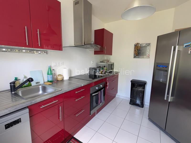 Maison - 90 m² - 5 pièces