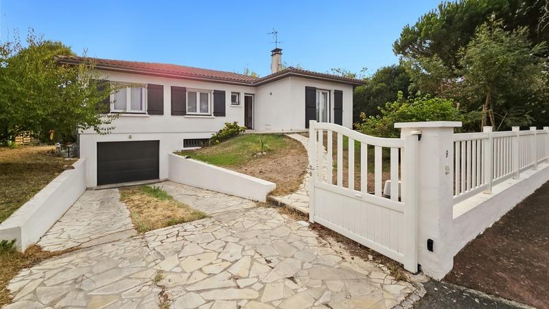 Maison - 110 m² - 5 pièces