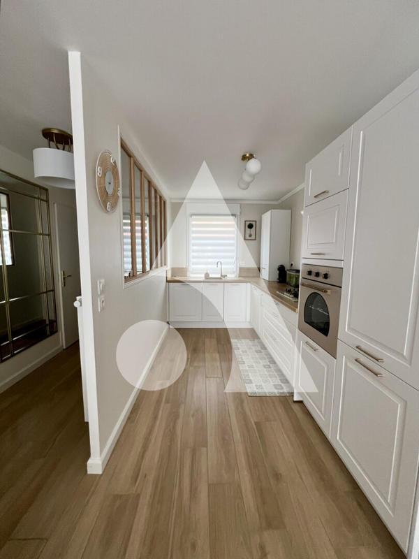 Maison - 86 m² - 4 pièces