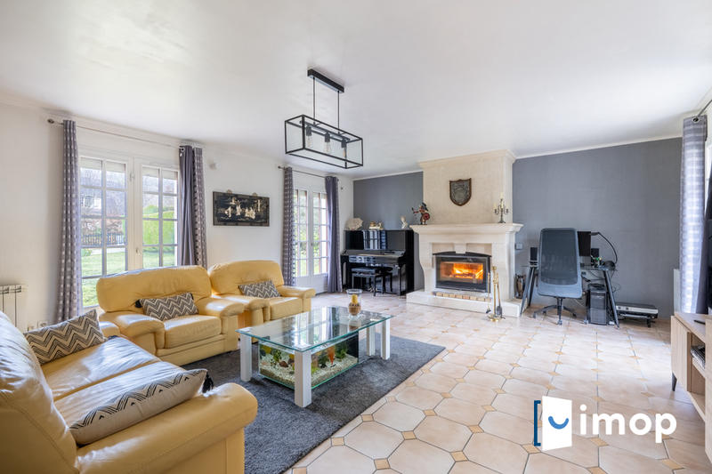 Maison - 190 m² - 7 pièces