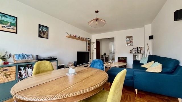 Appartement - 83 m² - 4 pièces