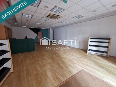 Local commercial - 128 m² - 3 pièces