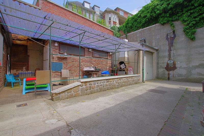 Maison - 167 m² - 6 pièces