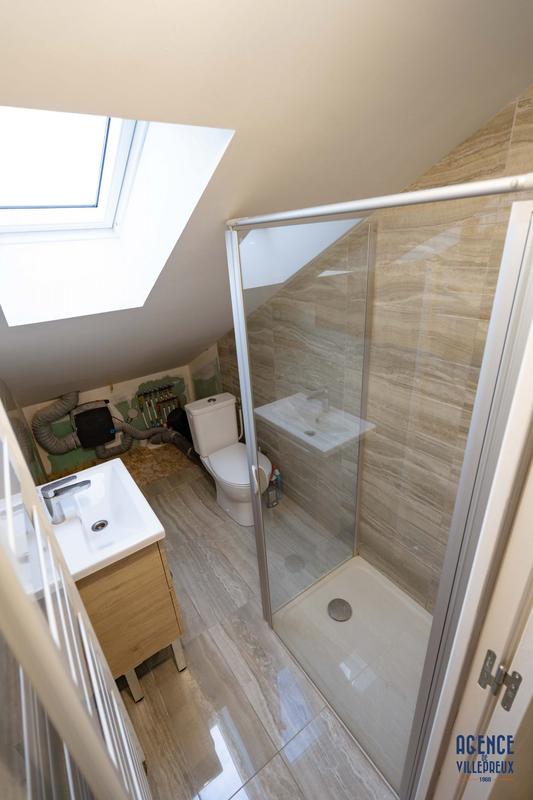 Appartement - 97 m² - 5 pièces