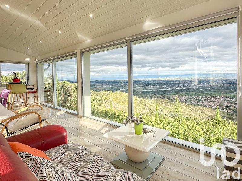 Maison - 220 m² - 9 pièces