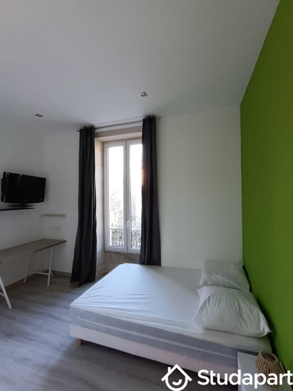 Chambre - 14 m² - 1 pièce