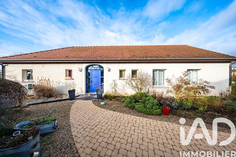 Maison - 169 m² - 7 pièces