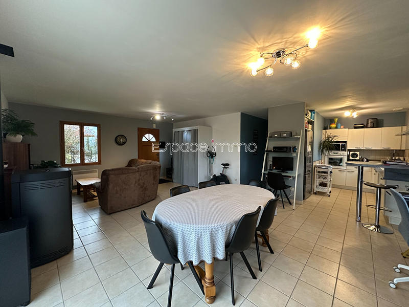 Maison - 88 m² - 5 pièces