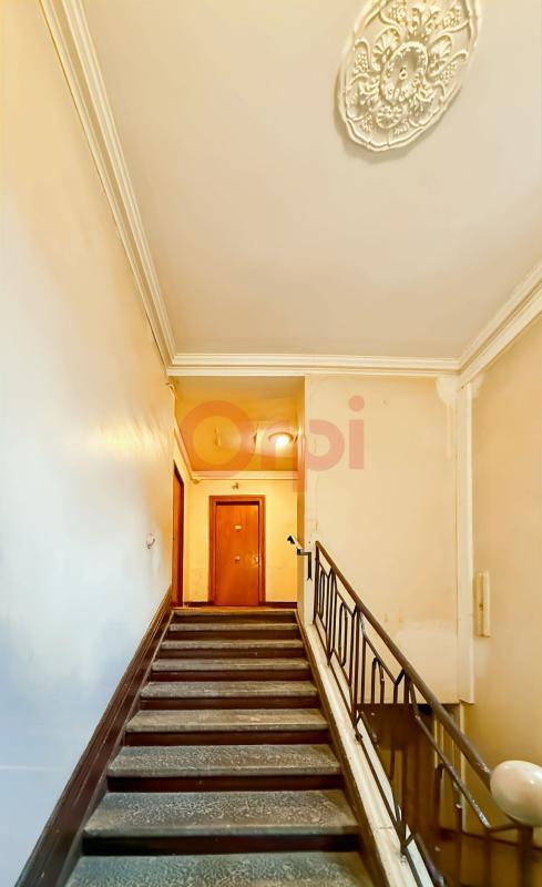 Appartement - 168 m² - 6 pièces