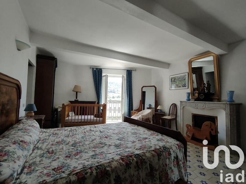 Maison de village - 178 m² - 6 pièces