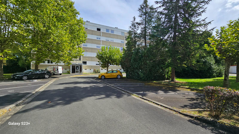 Appartement - 75 m² - 4 pièces