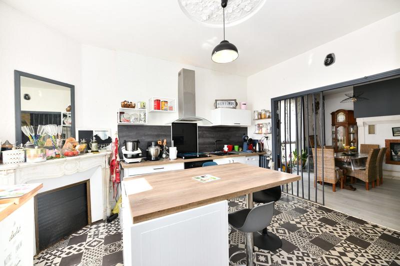 Maison - 151 m² - 6 pièces