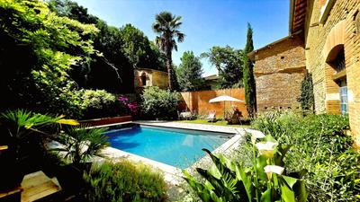 Demeure - 315 m² - 10 pièces