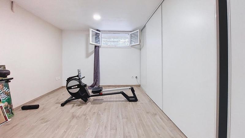 Maison - 183 m² - 6 pièces