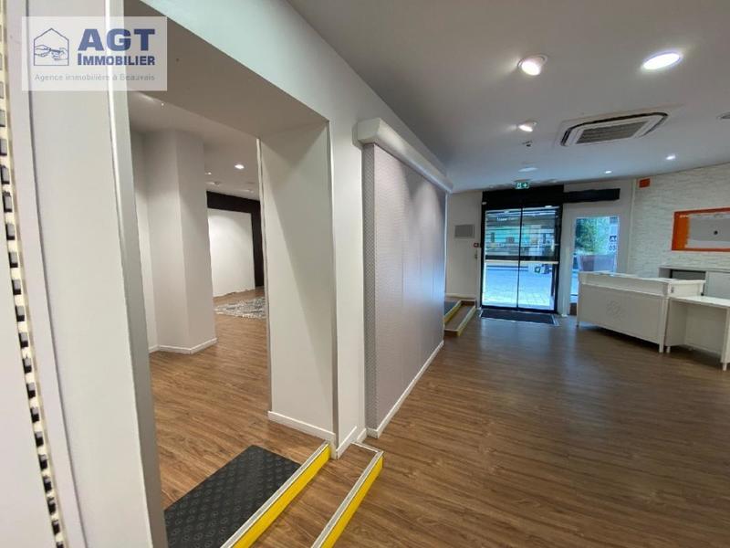 Local commercial - 109 m² - 2 pièces