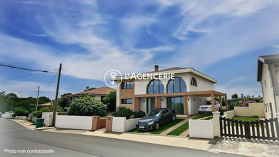 Maison - 188 m² - 9 pièces