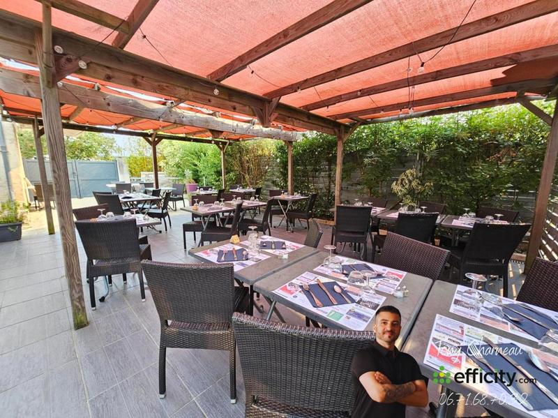 Fonds de commerce - 880 m²