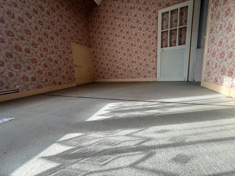 Maison - 80 m² - 5 pièces