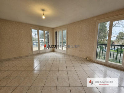 Appartement - 101 m² - 4 pièces