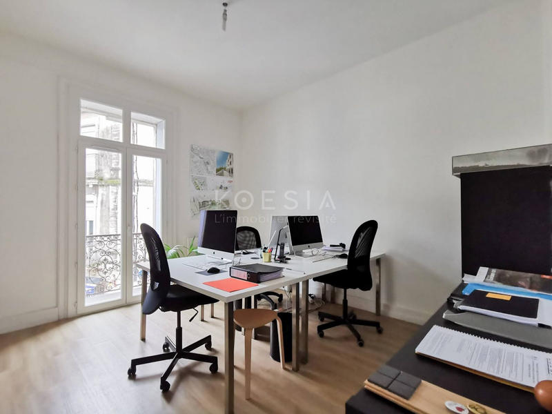 Local d'activités - 63 m² - 3 pièces