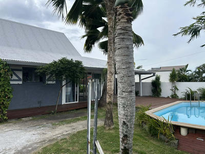 Maison - 137 m² - 5 pièces