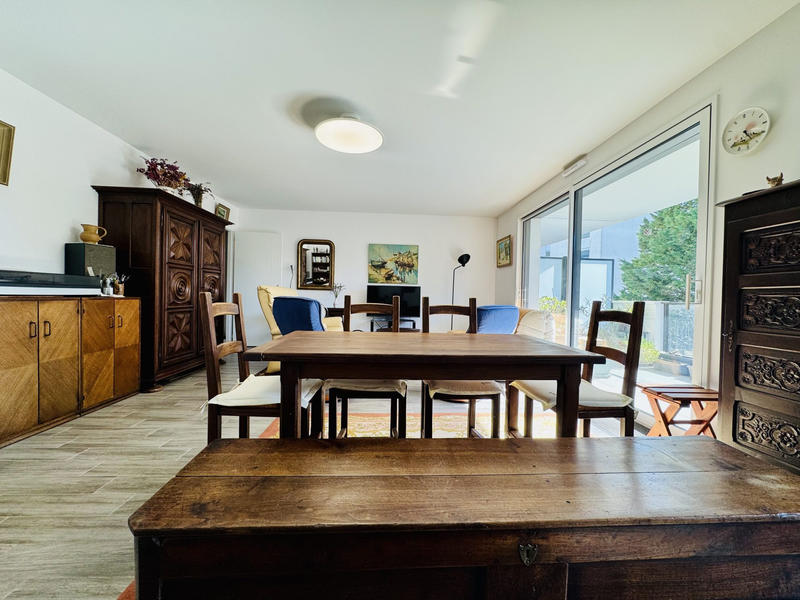 Appartement - 90 m² - 4 pièces