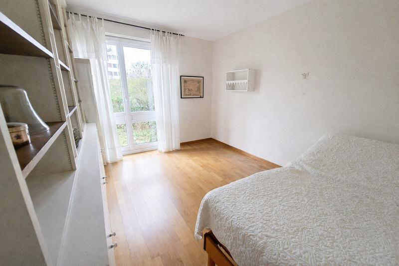 Appartement - 90 m² - 5 pièces