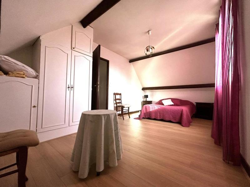 Maison traditionnelle - 135 m² - 6 pièces