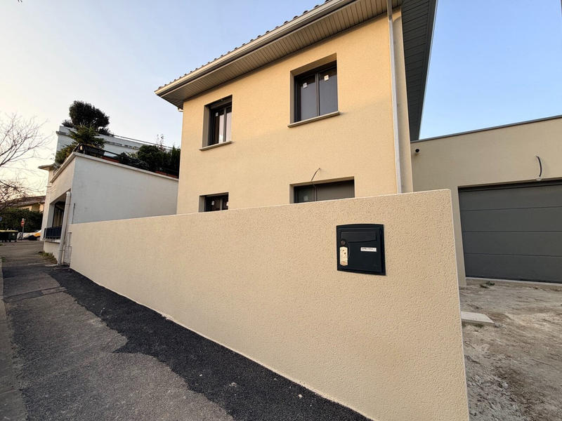 Maison - 144 m² - 5 pièces