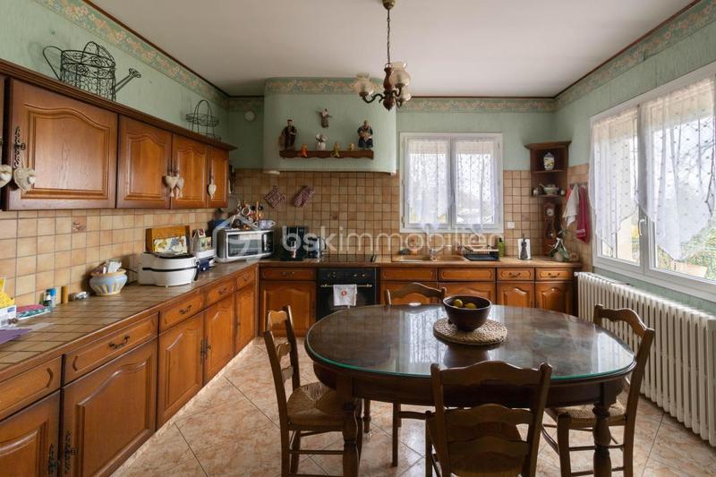 Villa - 147 m² - 8 pièces