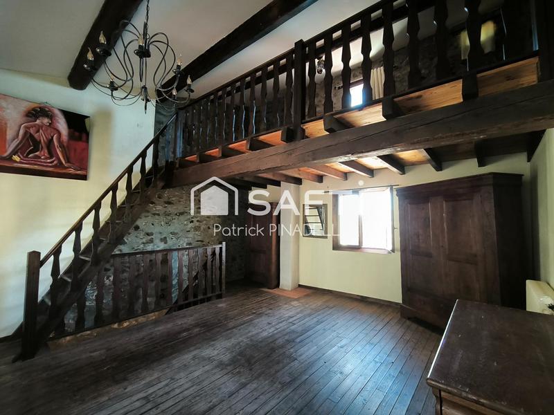 Maison de village - 230 m² - 6 pièces