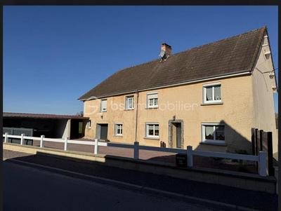 Maison traditionnelle - 135 m² - 7 pièces