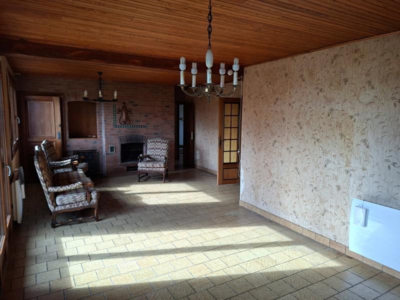 Maison - 93 m² - 5 pièces