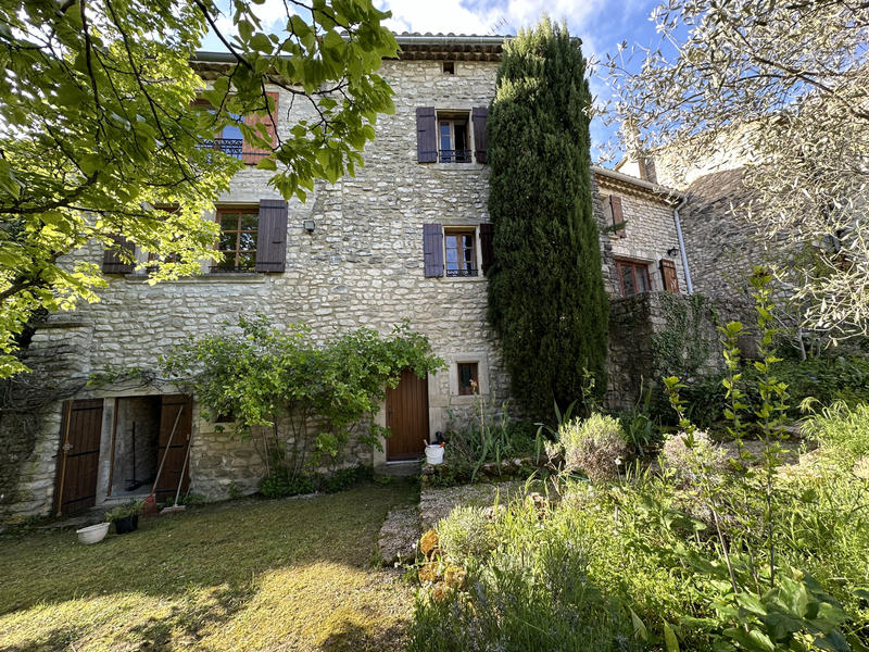 Maison de village - 175 m² - 6 pièces