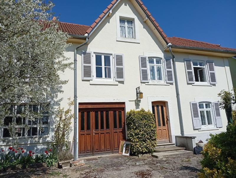 Maison - 117 m² - 7 pièces