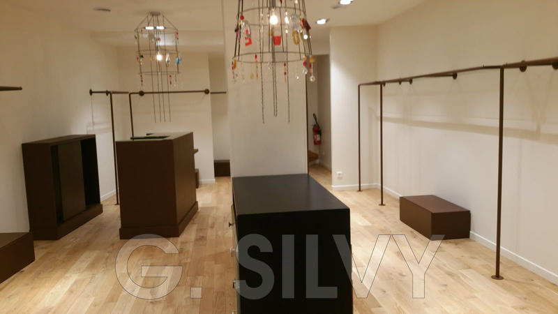 Fonds de commerce - Magasins - 75 m²