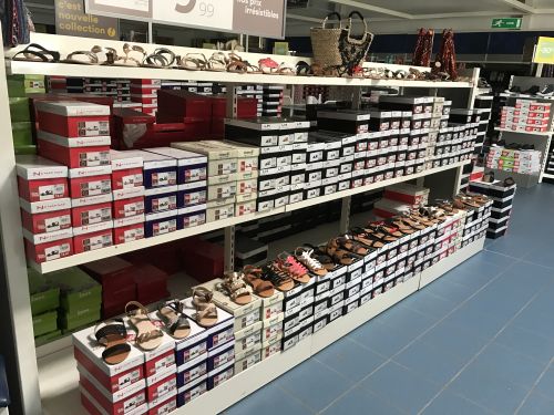 La Halle aux Chaussures