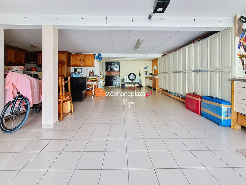 Maison - 175 m² - 5 pièces