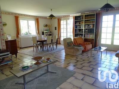 Maison - 200 m² - 8 pièces