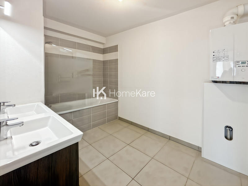 Appartement - 80 m² - 4 pièces