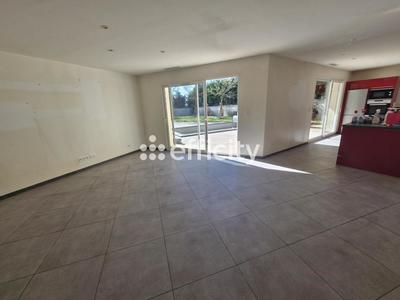 Maison - 124 m² - 5 pièces