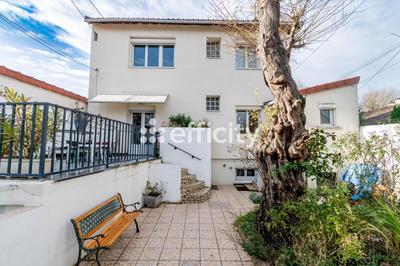 Maison - 110 m² - 6 pièces