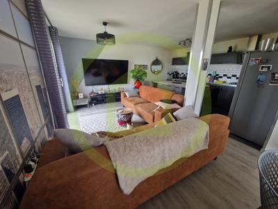 Maison - 180 m² - 6 pièces