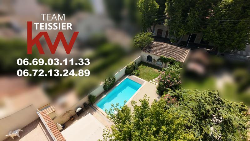 Maison - 200 m² - 6 pièces